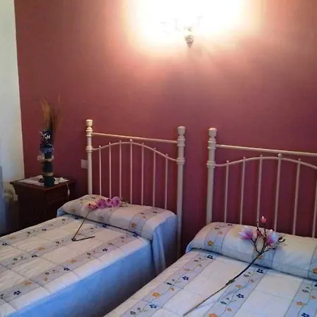 Hotel Rural La De Salmon 3*