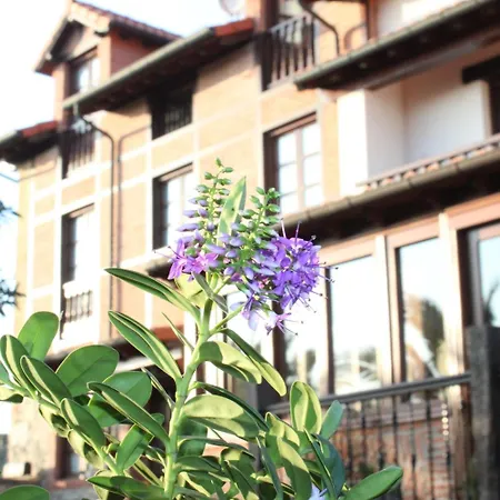 La De Salmon Hotel Santillana del Mar